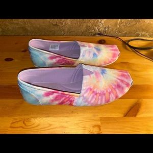 Worn once. Memory foam. Very comfortable.